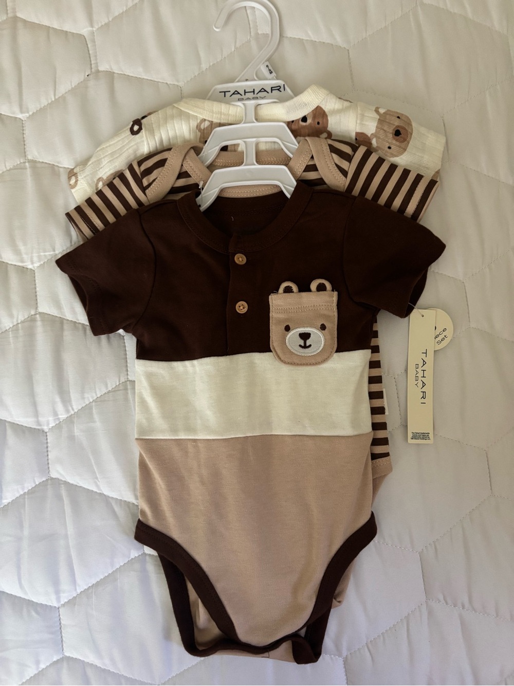 Tahari NWT 3 Pcs Set, 6-9 months